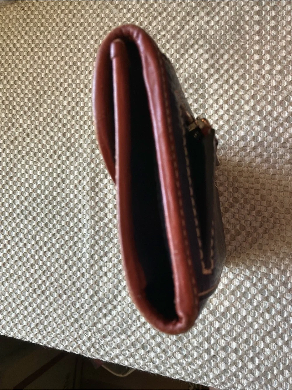 Dooney & Bourke pebbled leather